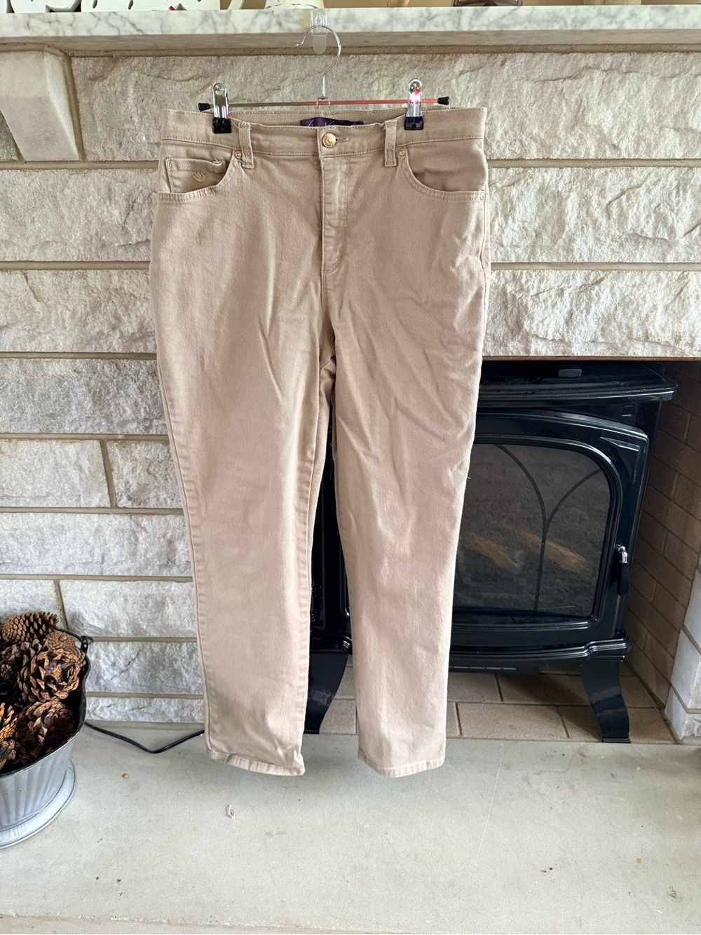 Gloria Vanderbilt Beige Straight Leg Khaki Jeans 8